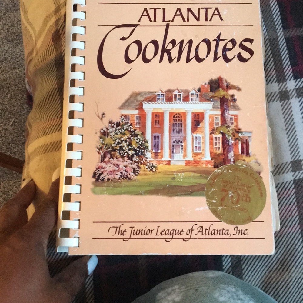 Vintage Atlanta Cooknotes Hardcover 1982 Junior League of Atlanta Staff